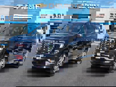 New 2025 GMC Acadia Denali