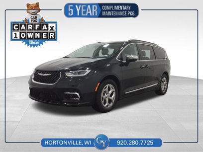 Used 2023 Chrysler Pacifica Limited