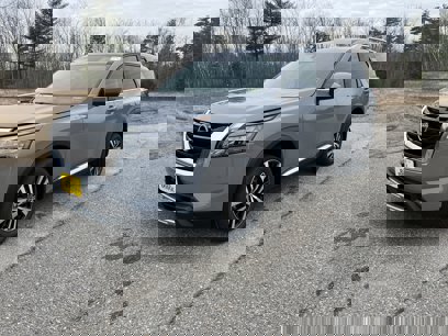 New 2025 Nissan Pathfinder Platinum