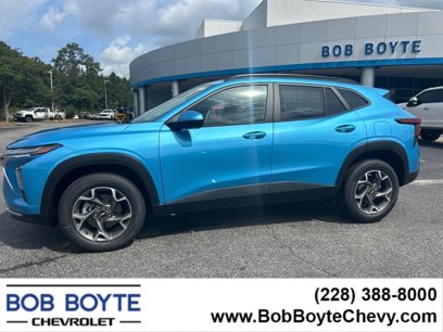 New 2025 Chevrolet Trax LT w/ Driver Confidence Package