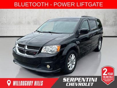 Used 2016 Dodge Grand Caravan SXT w/ UConnect Hands-Free Group