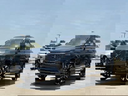 New 2026 Volvo XC90 B6 Plus w/ Protection Package Premier