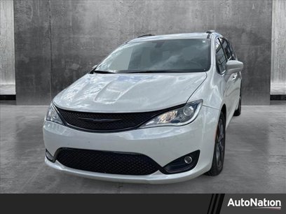 Used 2020 Chrysler Pacifica Touring-L Plus