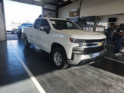 Used 2020 Chevrolet Silverado 1500 LT w/ Convenience Package