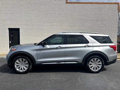 Used 2023 Ford Explorer Limited w/ Limited Technology Package