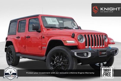 New 2023 Jeep Wrangler Unlimited Sahara w/ Dual Top Group