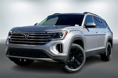 New 2025 Volkswagen Atlas SE