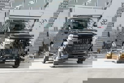 New 2025 Audi Q3 2.0T Premium
