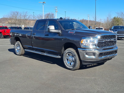 New 2024 RAM 2500 Tradesman w/ Chrome Appearance Group