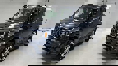 Used 2023 Jeep Renegade Latitude w/ Premium Group