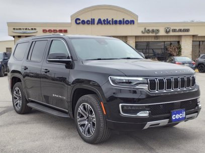 New 2024 Jeep Wagoneer Series II w/ Flexible Seating Group
