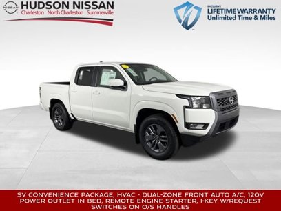 New 2025 Nissan Frontier SV w/ SV Convenience Package