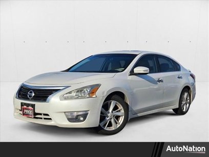 Used 2015 Nissan Altima 2.5 SL w/ Technology Package