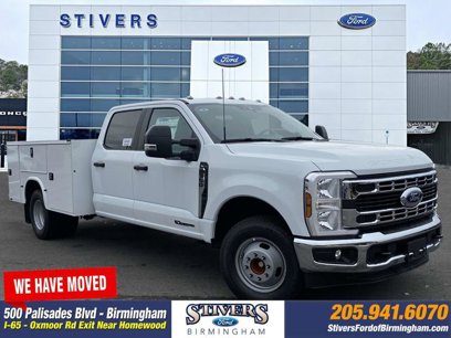 New 2025 Ford F350 XL w/ XL Chrome Package