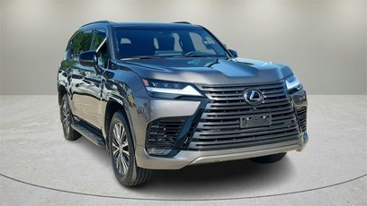 Used 2023 Lexus LX 600 4WD w/ Premium Package