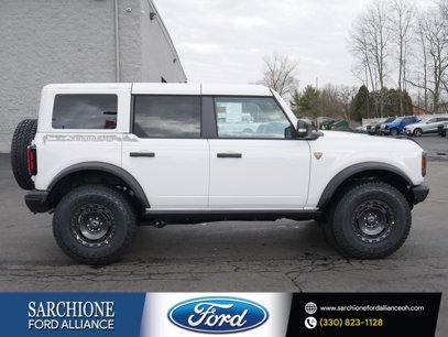 New 2025 Ford Bronco Badlands w/ Sasquatch Package