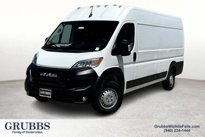 New 2024 RAM ProMaster 3500 w/ Premium Convenience Group