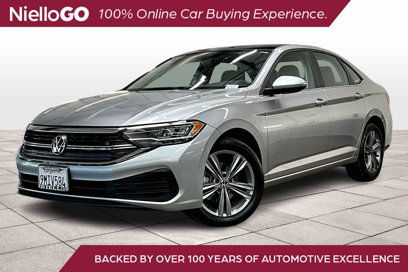 Used 2024 Volkswagen Jetta SE w/ Panoramic Sunroof Package