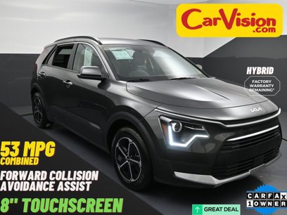 Used 2023 Kia Niro EX