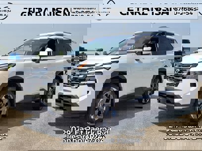New 2025 Nissan Rogue SV w/ SV Premium Package