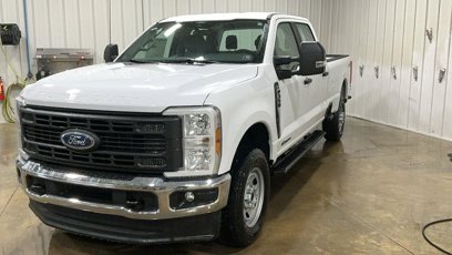 New 2025 Ford F350 XL w/ XL Chrome Package