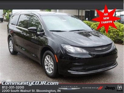 New 2025 Chrysler Voyager LX