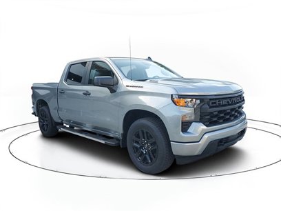 New 2025 Chevrolet Silverado 1500 Custom w/ LPO, Dark Essentials Package