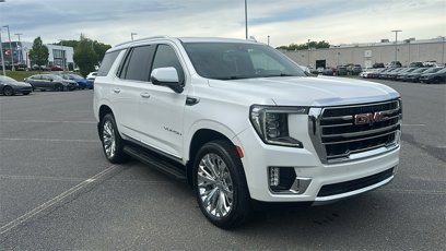 Used 2021 GMC Yukon SLT w/ SLT Luxury Plus Package