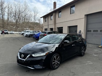 Used 2021 Nissan Maxima 3.5 SV w/ Floor Mat Group