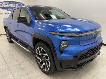 New 2025 Chevrolet Silverado EV RST