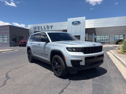 Used 2024 Jeep Grand Cherokee L Laredo