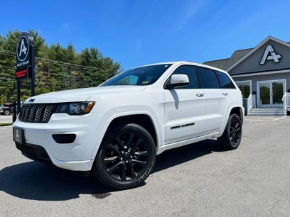 Used 2020 Jeep Grand Cherokee Altitude