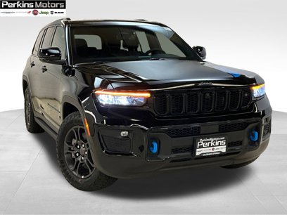 New 2025 Jeep Grand Cherokee Trailhawk w/ Advanced Protech Group II
