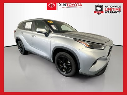 Used 2023 Toyota Highlander LE