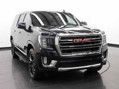 Used 2022 GMC Yukon XL SLT w/ SLT Premium Package