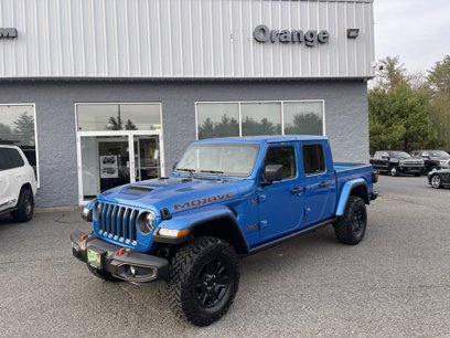 New 2023 Jeep Gladiator Mojave w/ Cold Weather Group