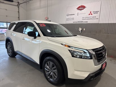 New 2025 Nissan Pathfinder S