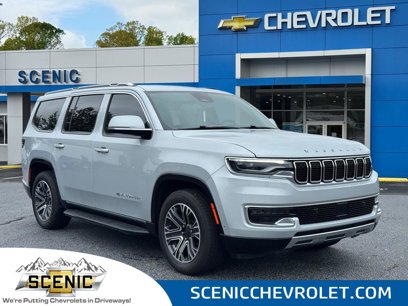Used 2022 Jeep Wagoneer Series III w/ Rear Seat Video Group 1