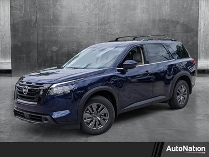 New 2025 Nissan Pathfinder SV w/ Black Appearance Package