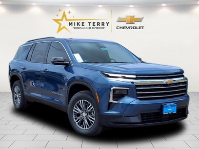 New 2025 Chevrolet Traverse LT w/ Enhanced Driving Package