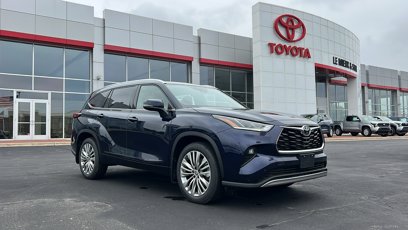 Certified 2022 Toyota Highlander Platinum
