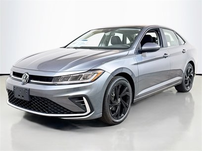 New 2025 Volkswagen Jetta SE