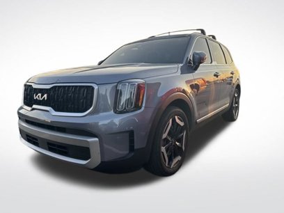 Used 2024 Kia Telluride EX w/ EX Captain's Chair Package