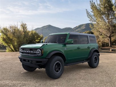New 2024 Ford Bronco Outer Banks w/ Sasquatch Package