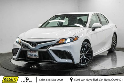 Used 2024 Toyota Camry SE