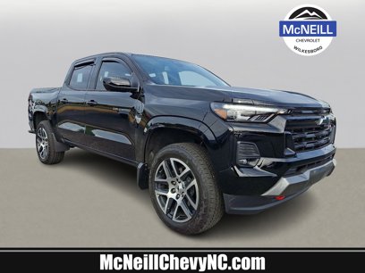 Used 2024 Chevrolet Colorado Z71 w/ Z71 Convenience Package 2