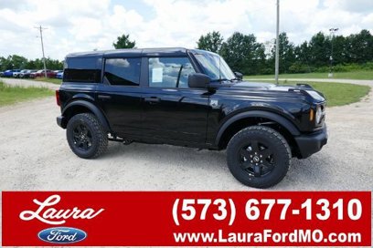 New 2025 Ford Bronco Big Bend w/ Black Appearance Package