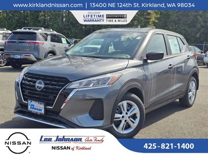 New 2025 Nissan Kicks Play S