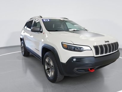 Used 2019 Jeep Cherokee Trailhawk w/ Cold Weather Group