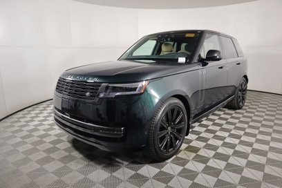 New 2025 Land Rover Range Rover SE